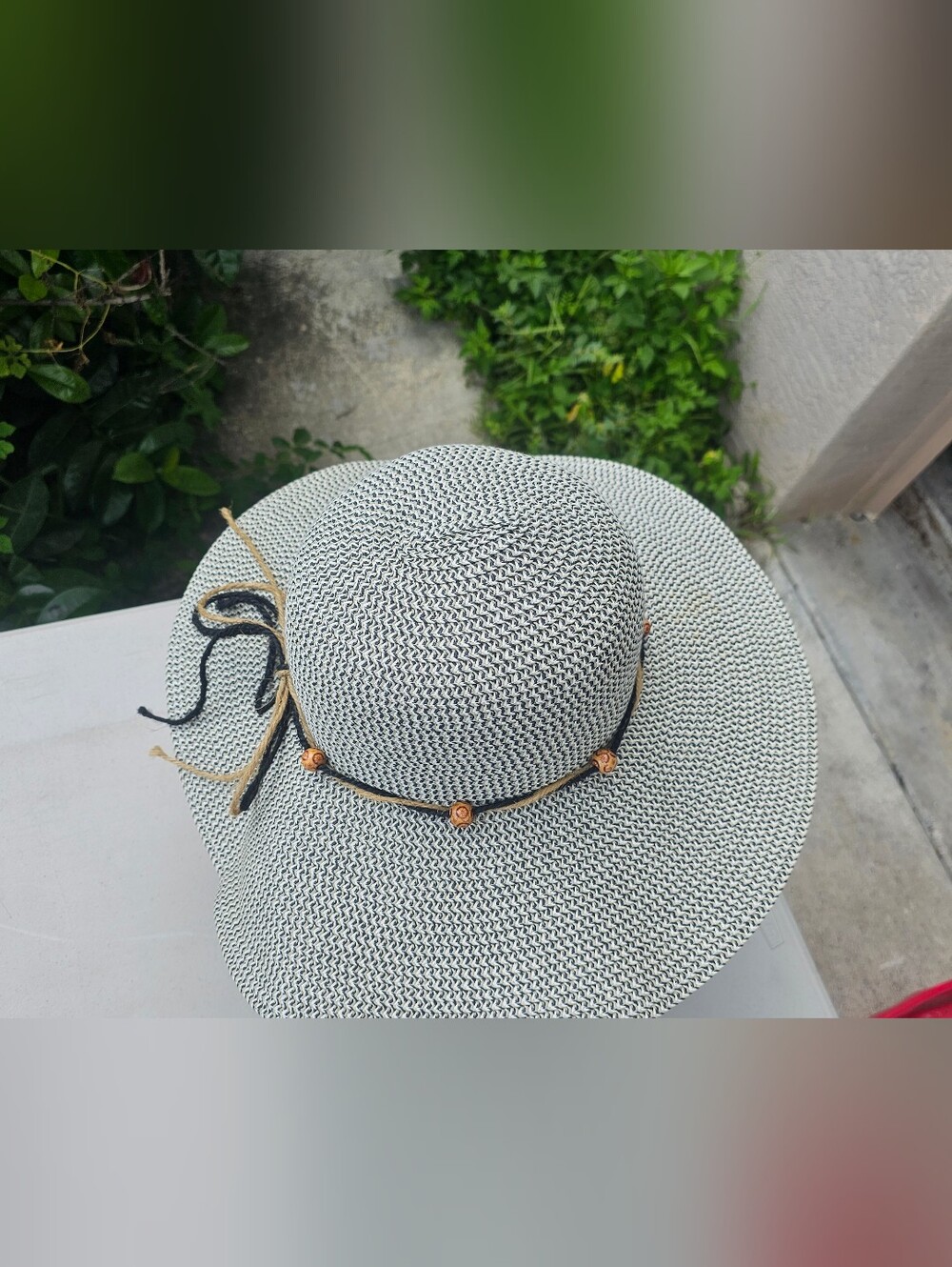 Women's Wide Brim Straw Sun Hat - Black & White